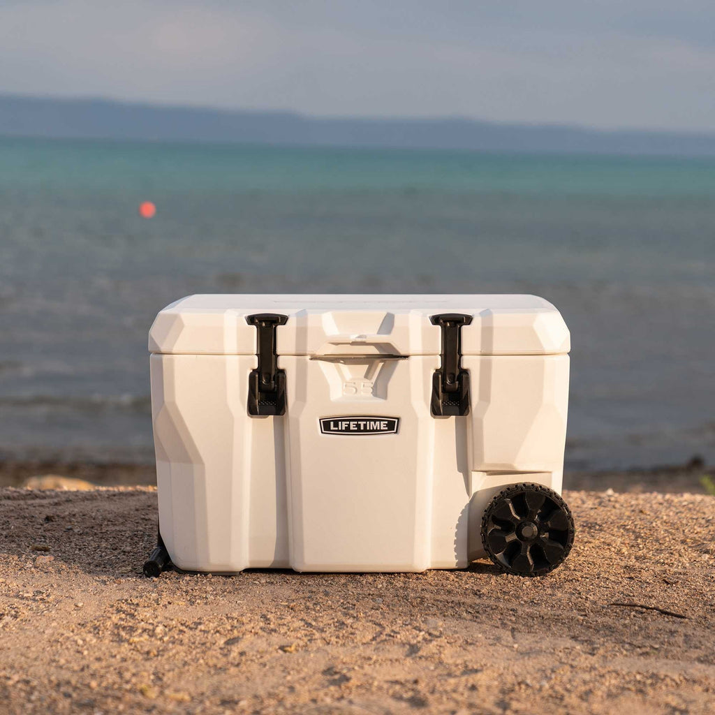 55 Quart High Performance Cooler with Wheels E475615