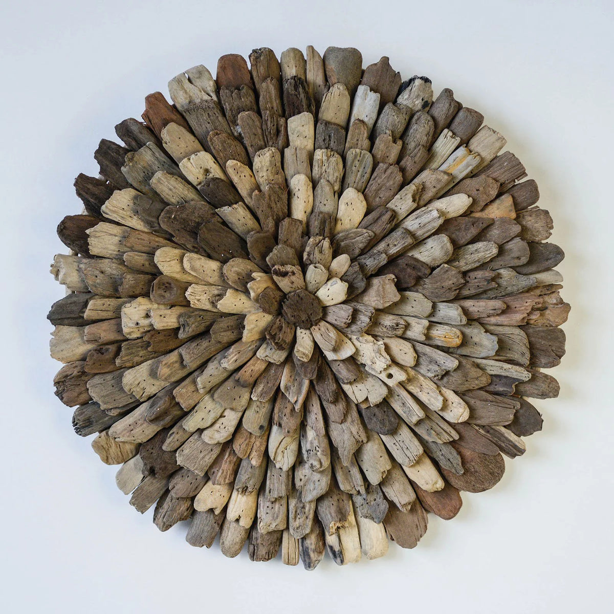 Round Driftwood Wall Décor Z66590