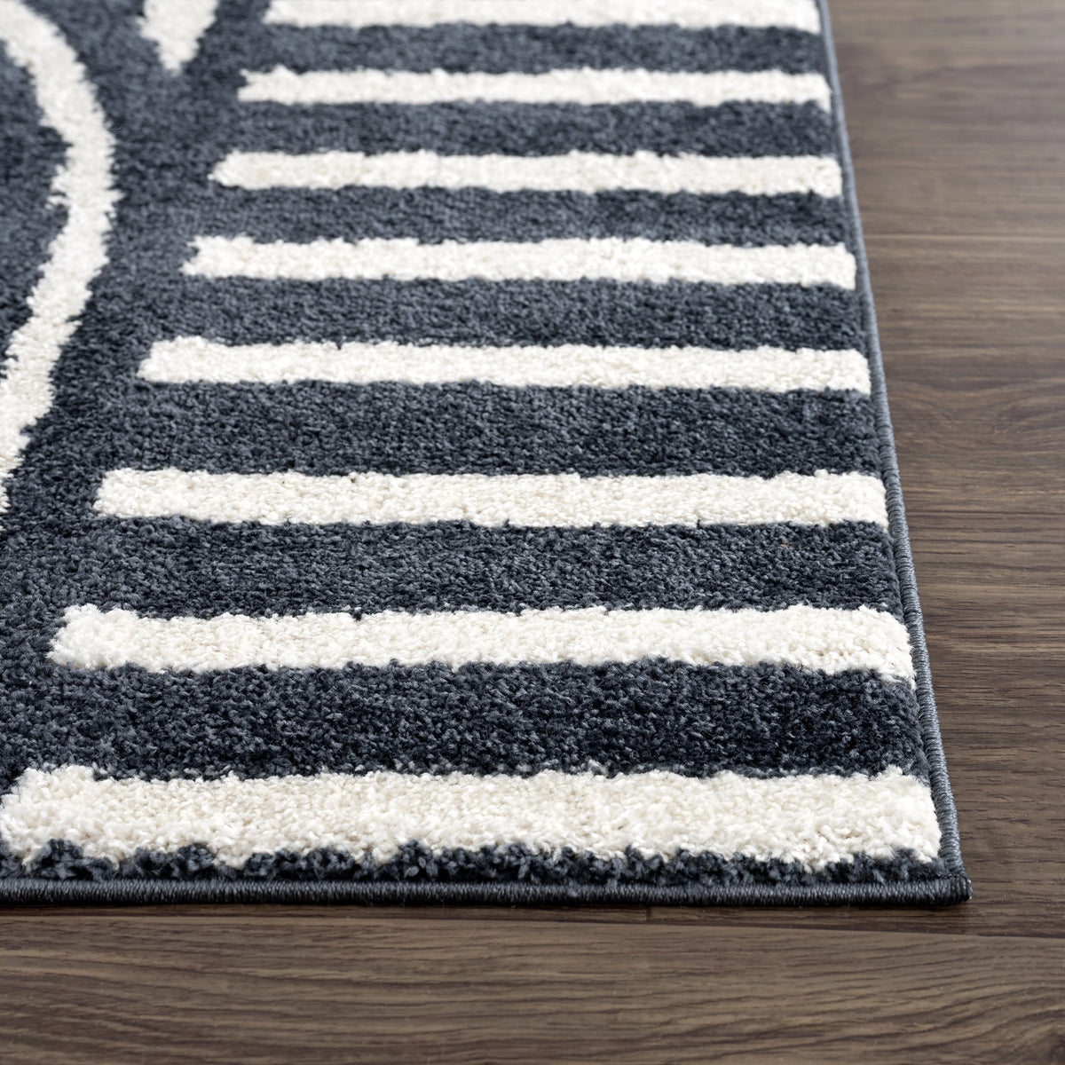 8 x 10 Cream Charcoal Area Rug W3642