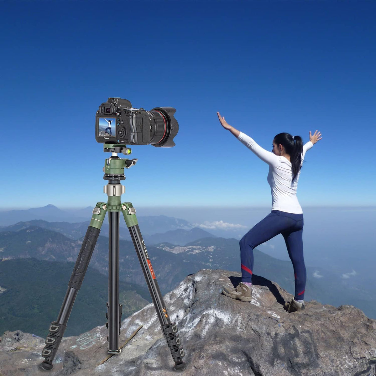 64 inches Aluminium 4-Section Camera Tripod Convertible to Monopod B159027