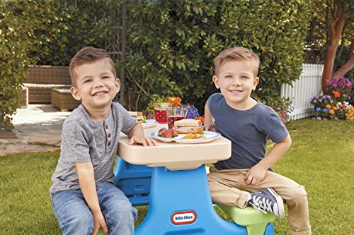 Multi Color Picnic Table with Umbrella Z639