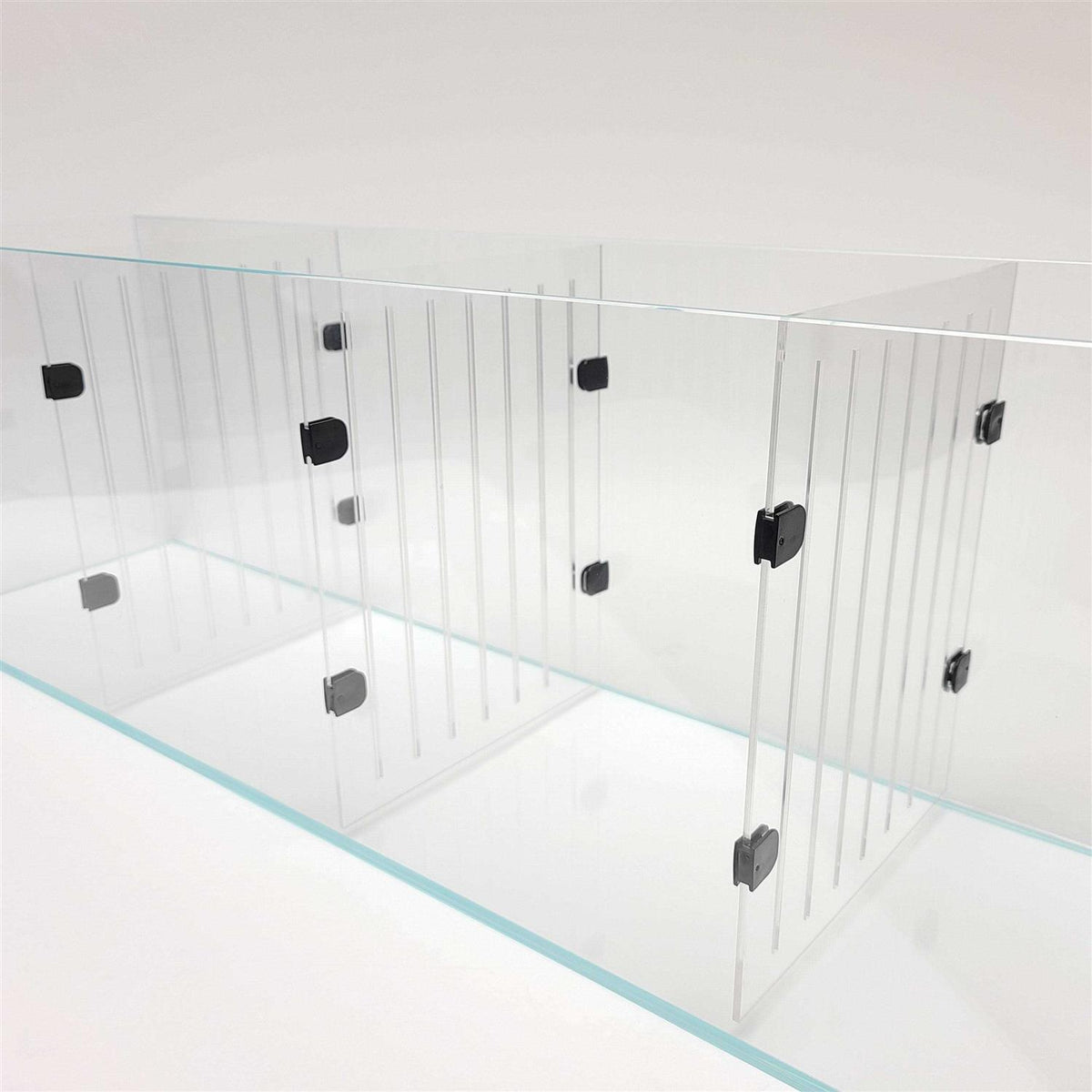 Aquarium Dividers V592829