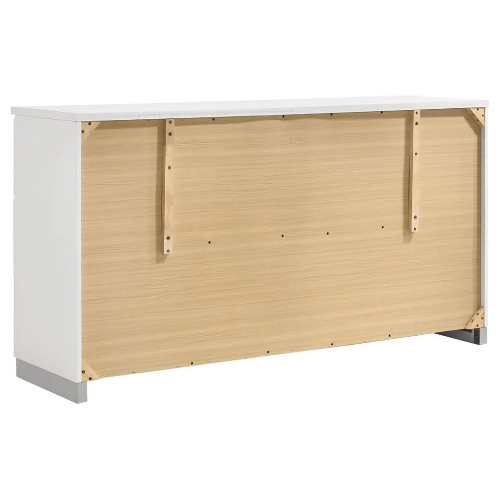 4-Piece Wood Eastern King Bedroom Set in Glossy White I457