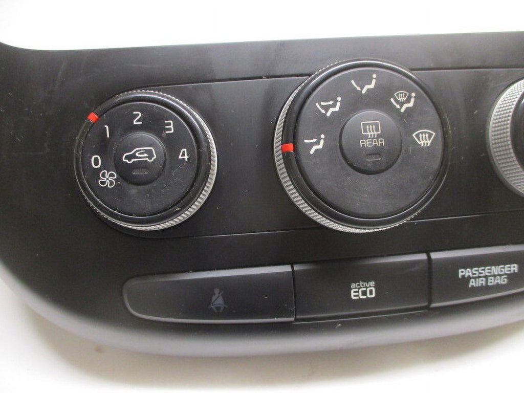 Pre-Owned Kia Soul Manual Climate AC Heater Temperature Control E20536