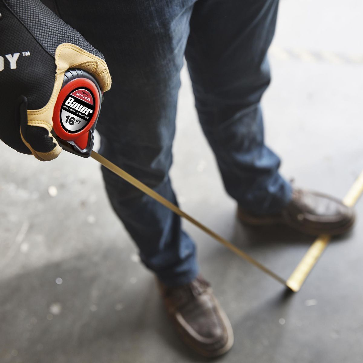 16 ft. Self-Locking Tape Measure T621
