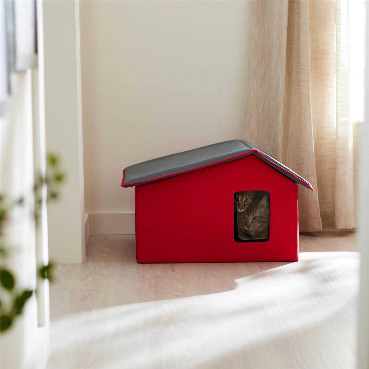Extra Wide Indoor Cat House Q8904