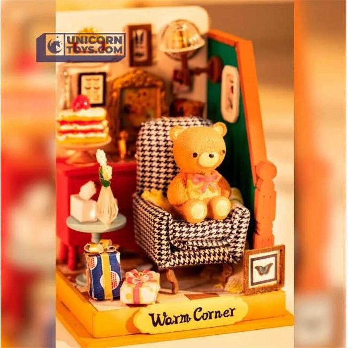 DIY Miniatures Kit with Furniture Wooden Doll House S538
