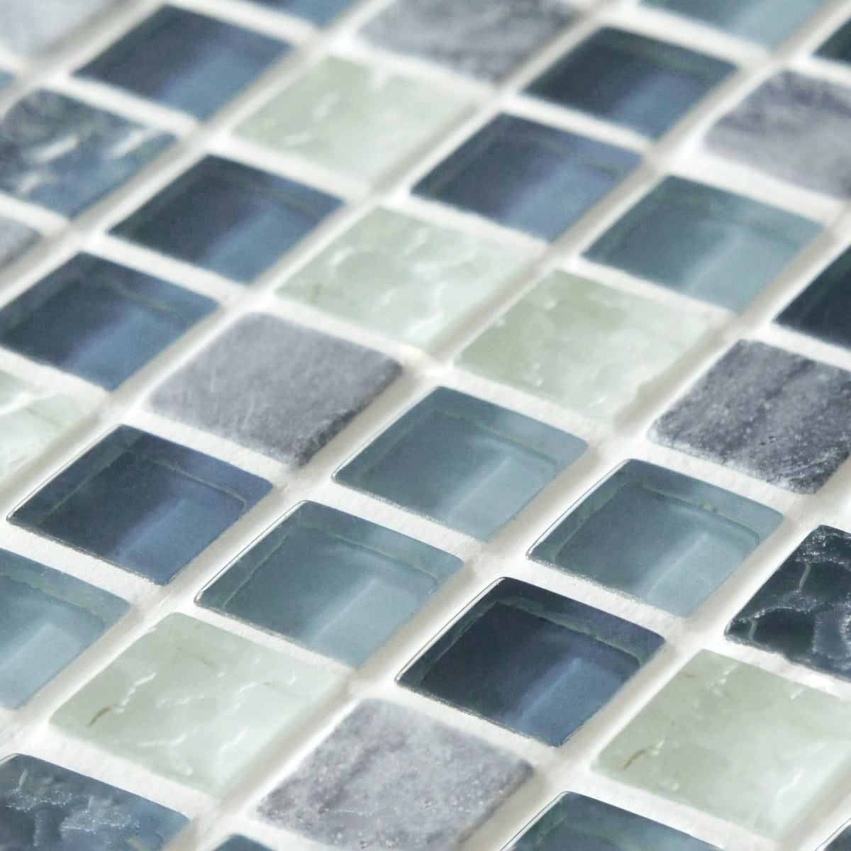 11.75x11.75-inch Glass and Stone Mosaic Wall Tile (10 tiles/9.79 sqft.) U745