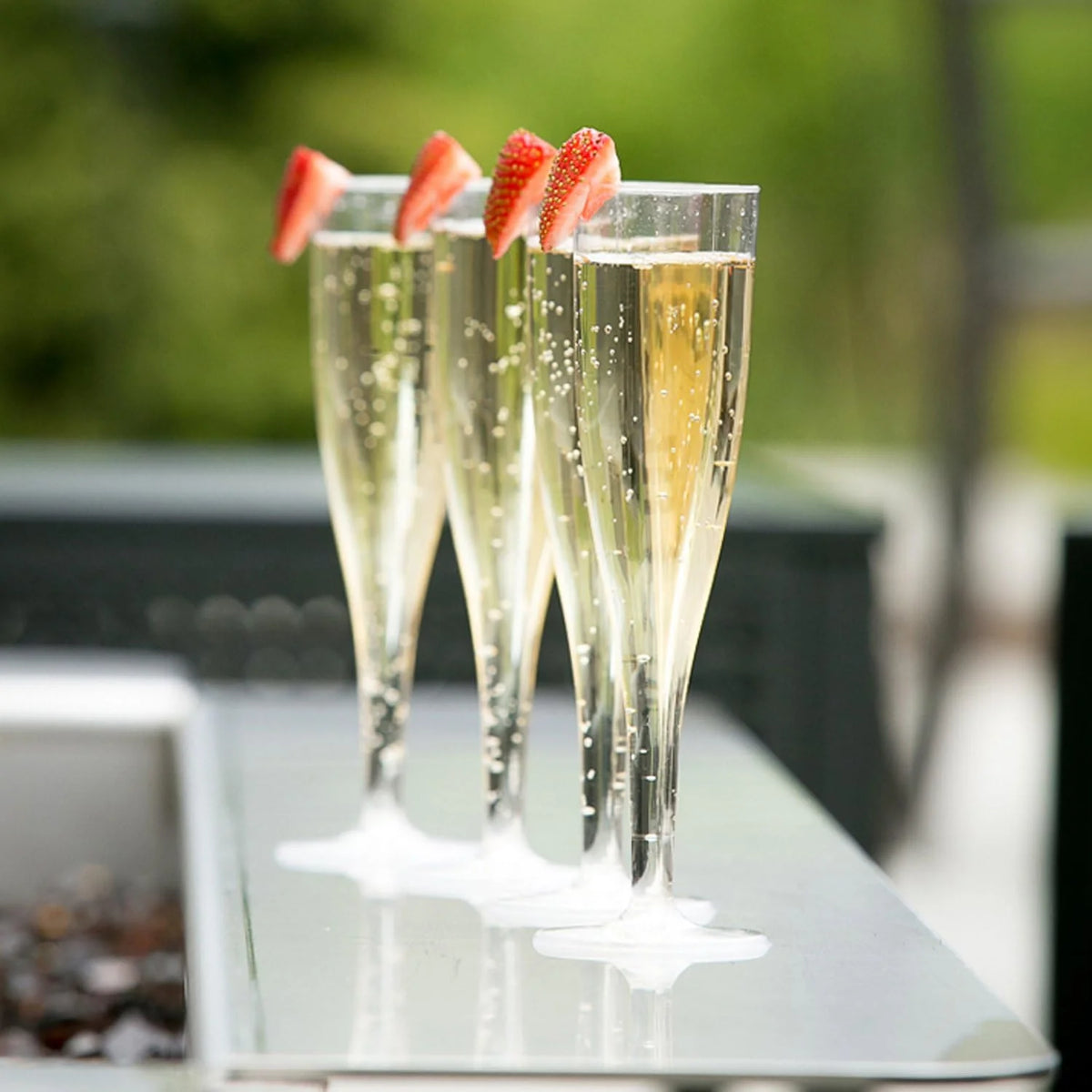 1 Piece Hard Plastic Champagne Flutes, 5 Oz, Clear F16847