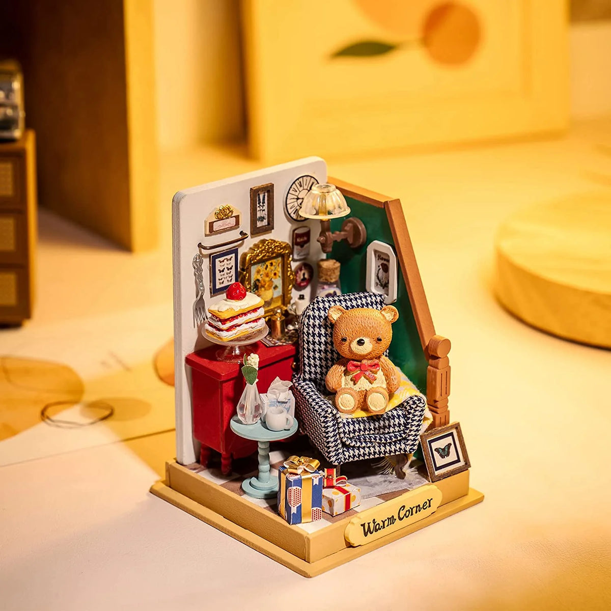 DIY Miniatures Kit with Furniture Wooden Doll House S538