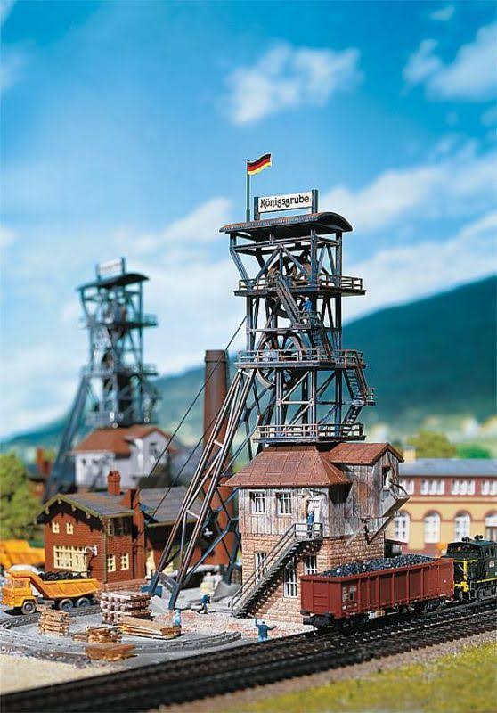 N Scale Building Kit L7395