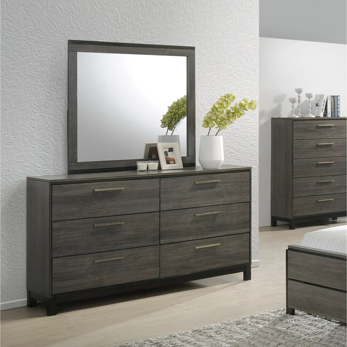 King Size Wood Bedroom Set with Dresser Mirror Nightstand Chest Z16550