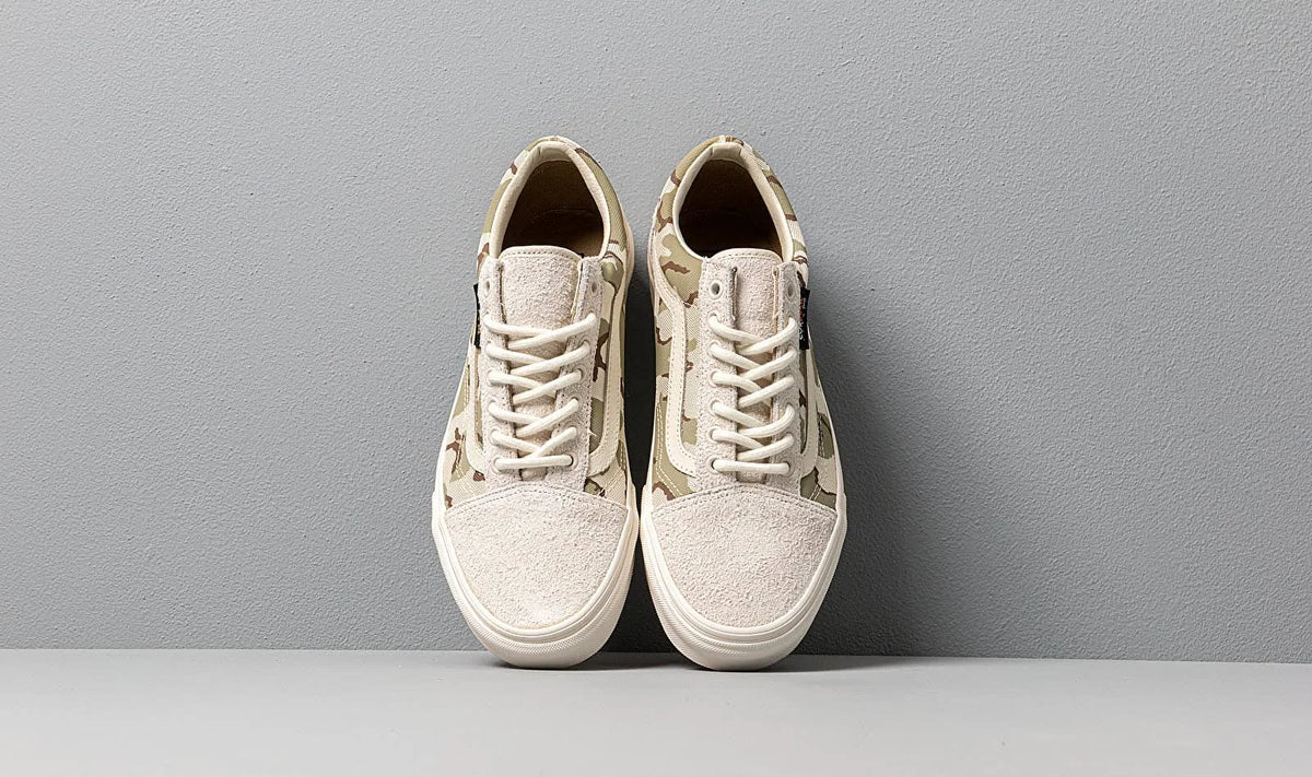 White Camo Sneakers M2493