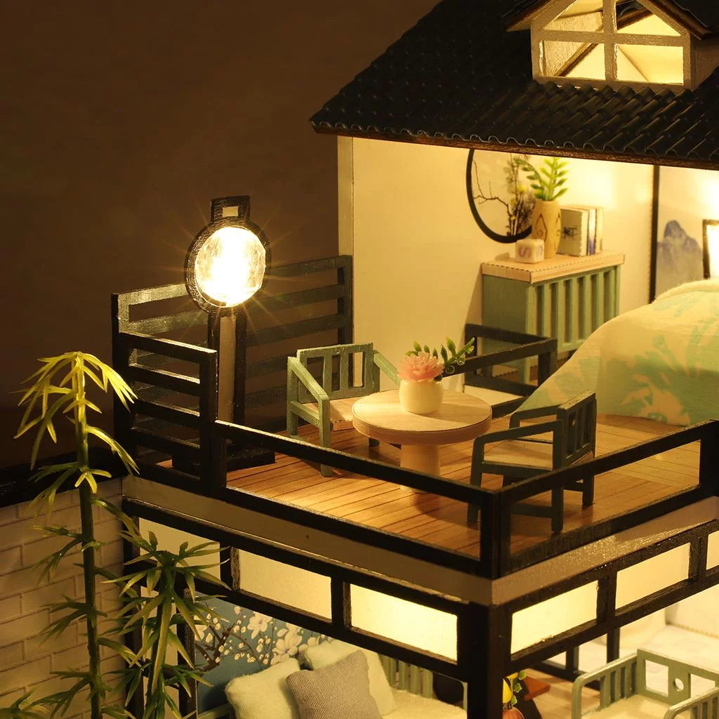 DIY Wooden Dollhouse with Furniture O275