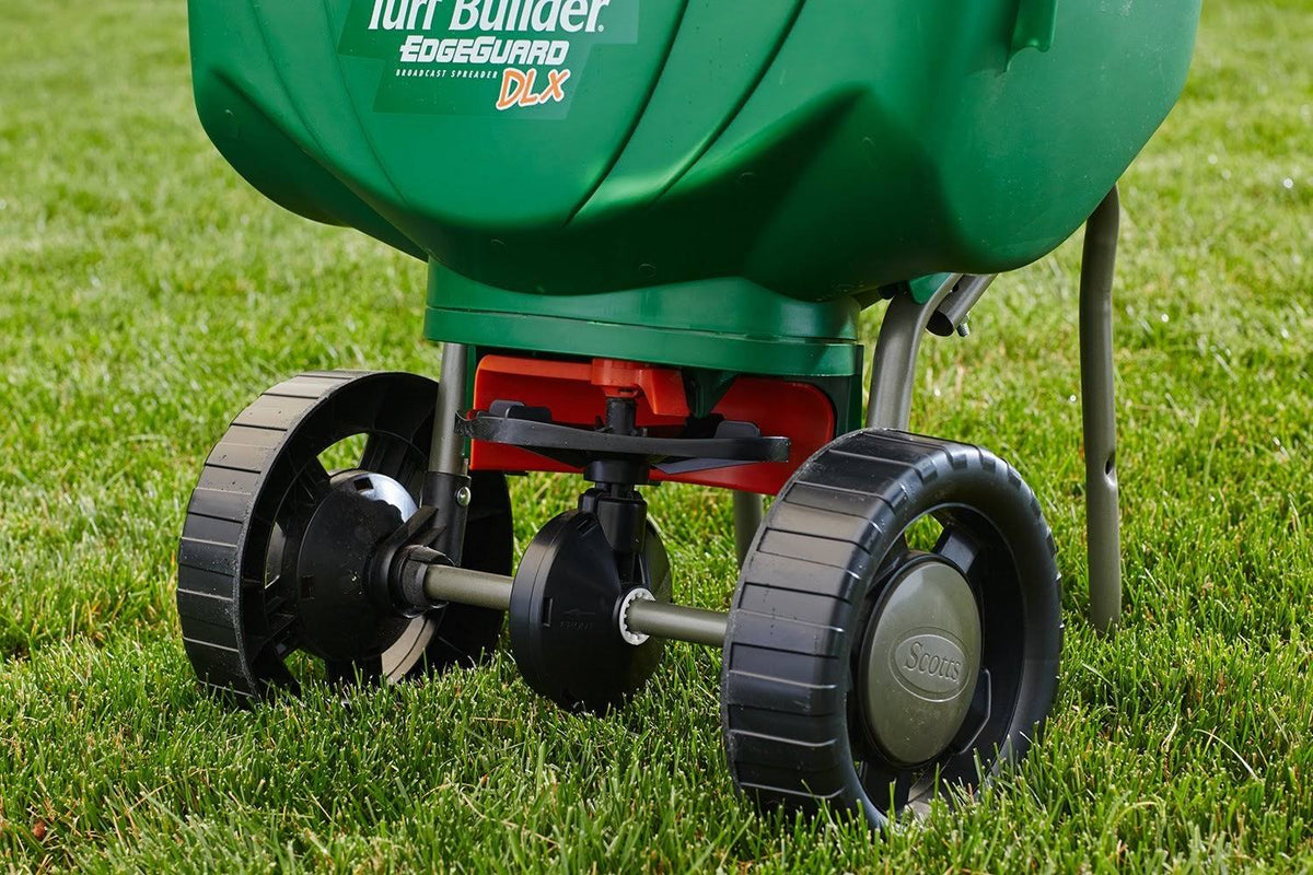 Turf Builder Broadcast Spreader P544