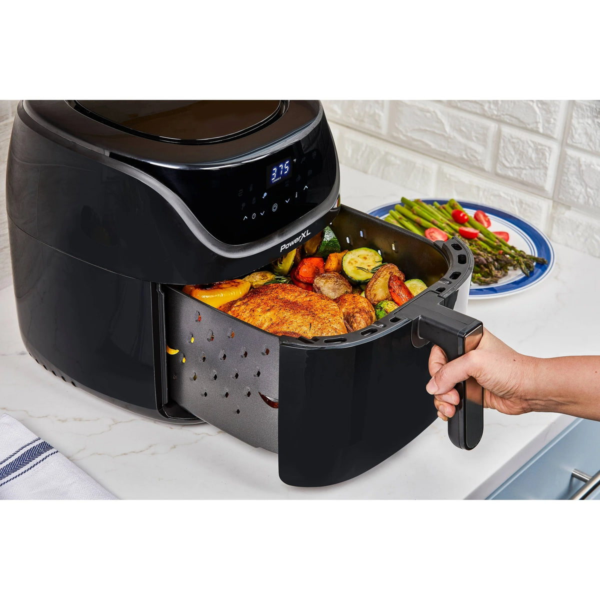 Black 8qt Air Fryer B541476