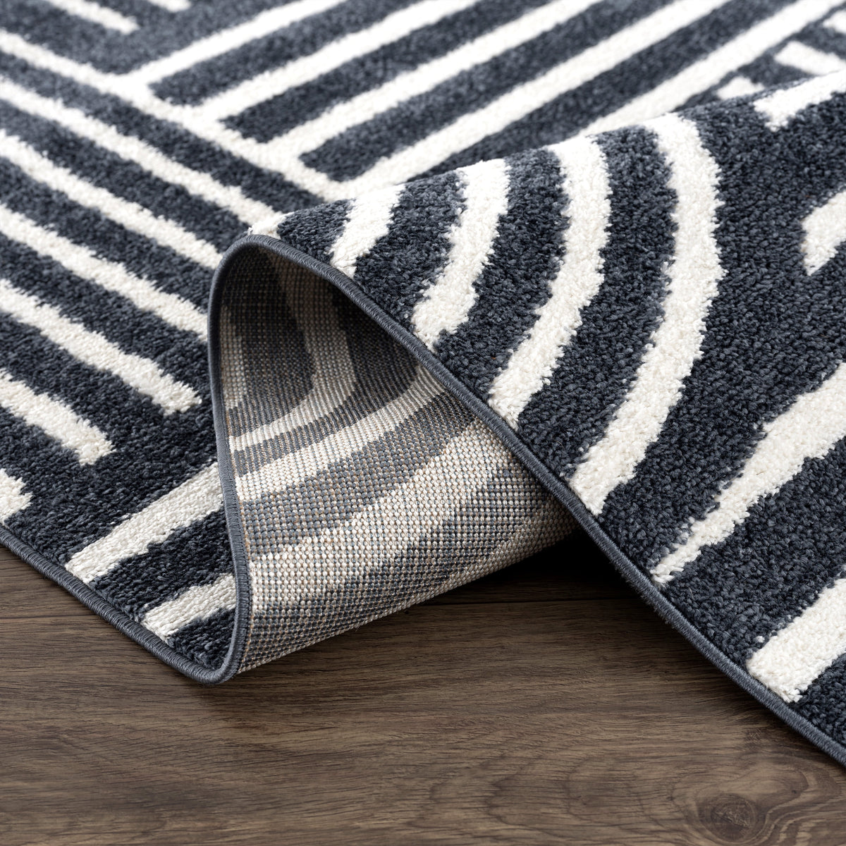 8 x 10 Cream Charcoal Area Rug W3642