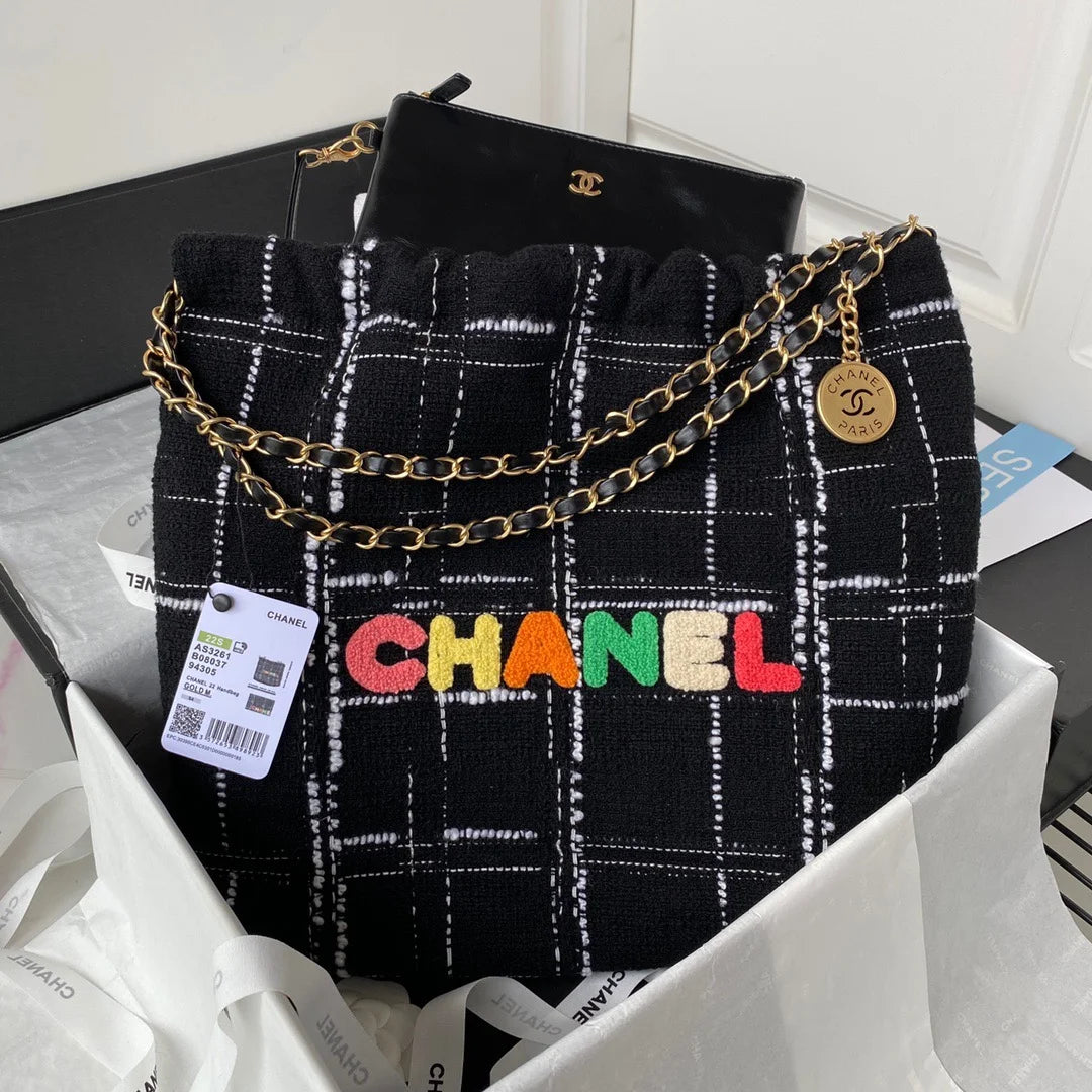 Black Handbag G170627