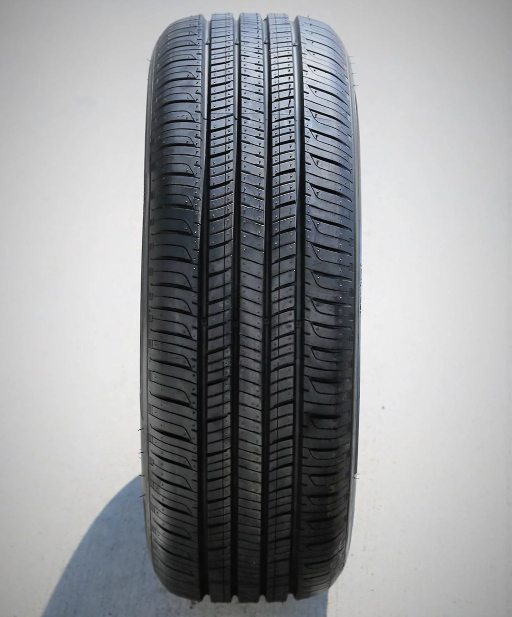 All Season 195/60R16 89H Passenger Tire R4976