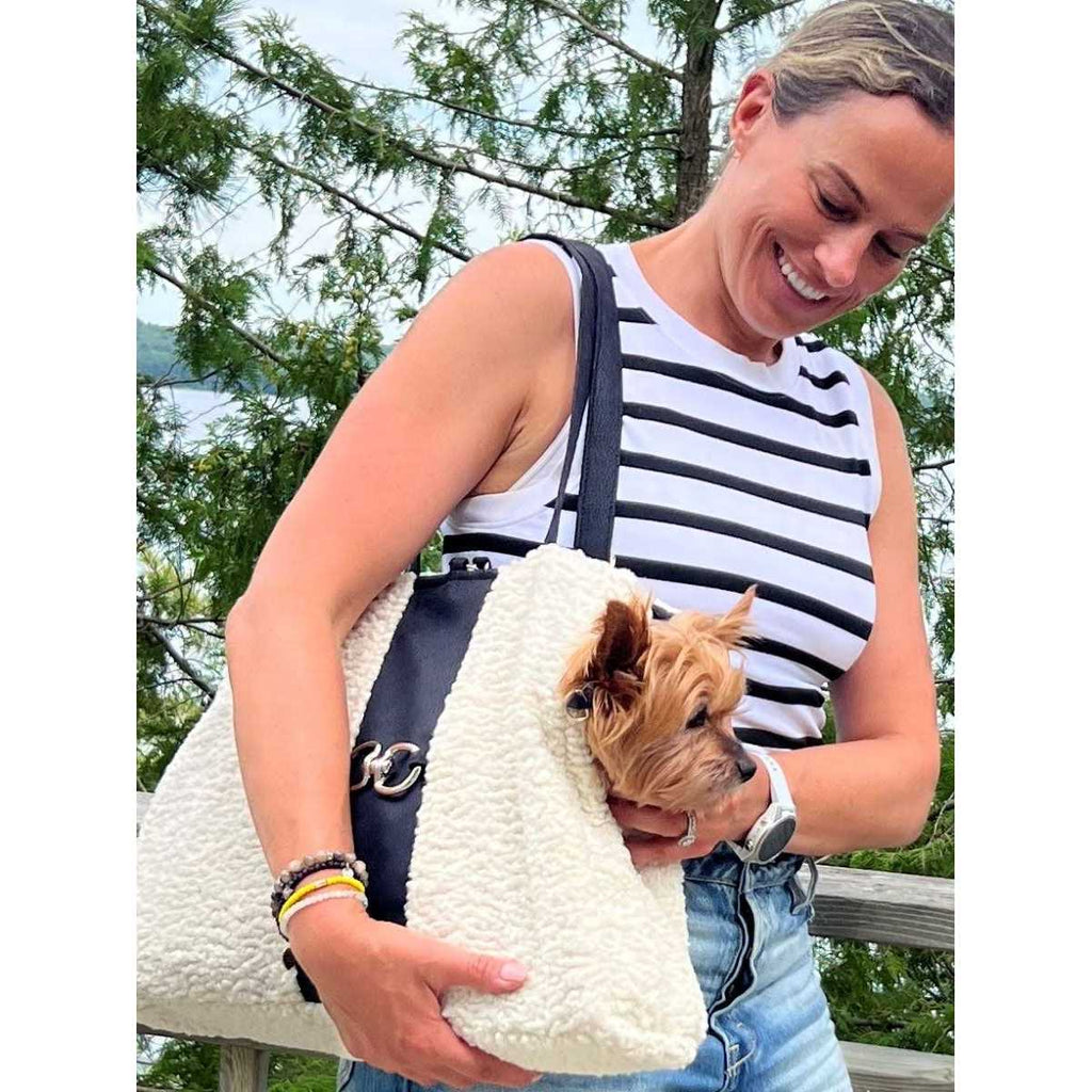 Dog Carrier J9106